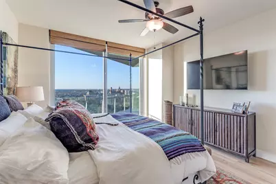 3130 N Harwood Street #1604, Dallas, TX 75201 - Photo 8