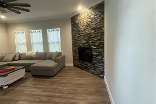 100 Shoshone Cove, Gainesville, TX 76240 - Photo 2