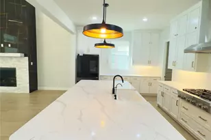 8821 Autumn Lake Trl, McKinney, TX 75071 - Photo 6