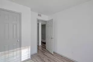 916 Isbell Rd, Fort Worth, TX 76114 - Photo 10