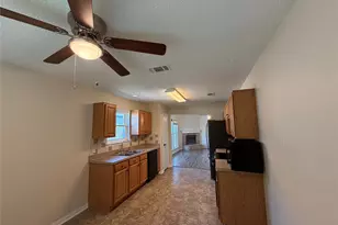 6436 Stonewater Bend Trail, Fort Worth, TX 76179 - Photo 4