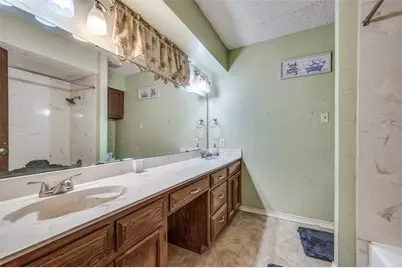 508 S Pedigo Street, Pilot Point, TX 76258 - Photo 14