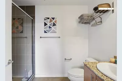 1001 Belleview Street #402, Dallas, TX 75215 - Photo 26