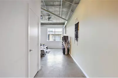 1001 Belleview Street #402, Dallas, TX 75215 - Photo 28