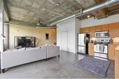 1001 Belleview Street #402, Dallas, TX 75215 - Photo 12