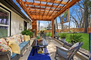 121 Kiowa Dr W, Lake Kiowa, TX 76240 - Photo 34