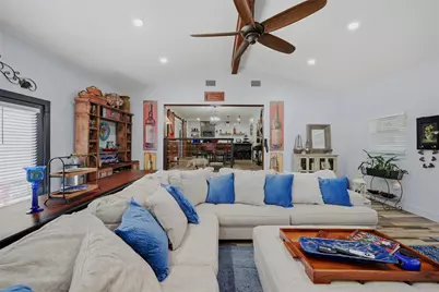 121 Kiowa Drive W, Lake Kiowa, TX 76240 - Photo 10