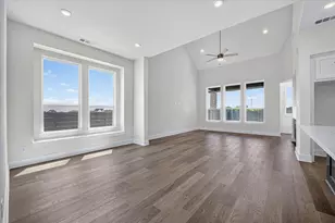 11725 Treehouse Trl, Justin, TX 76247 - Photo 6