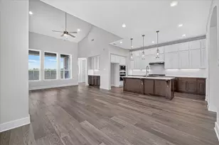 11725 Treehouse Trl, Justin, TX 76247 - Photo 22