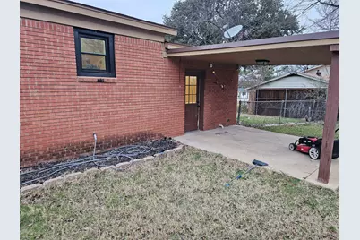 220 N Jarvis Lane, Azle, TX 76020 - Photo 8