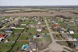 108 Dublin Cir, Waxahachie, TX 75165 - Photo 36