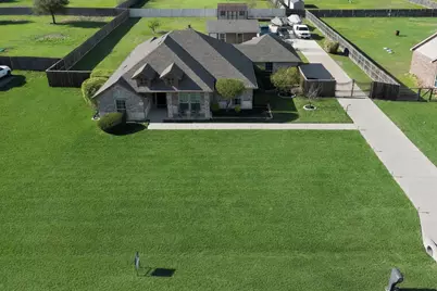 108 Dublin Circle, Waxahachie, TX 75165 - Photo 2