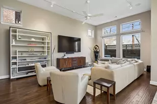 10589 Plumwood Pkwy, Dallas, TX 75238 - Photo 8