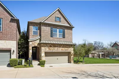 10589 Plumwood Parkway, Dallas, TX 75238 - Photo 2