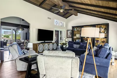 4017 Acapulco Street, Irving, TX 75062 - Photo 10