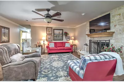 112 Sequoya Drive, Gainesville, TX 76240 - Photo 8