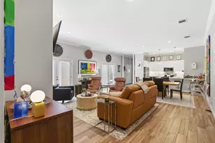 3528 N Versailles Ave, Dallas, TX 75209 - Photo 26