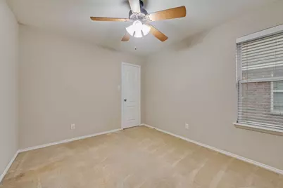 500 Crescent Creek Lane, Fort Worth, TX 76140 - Photo 8