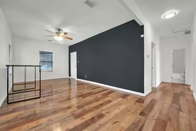 5101 Humbert Avenue, Fort Worth, TX 76107 - Photo 4