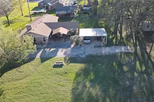 851 Leroy Pkwy, Elm Mott, TX 76640 - Photo 32