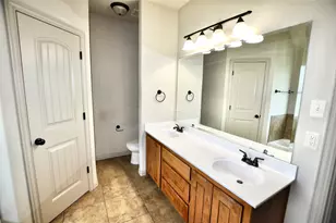 1245 Newcastle Dr, Weatherford, TX 76086 - Photo 10