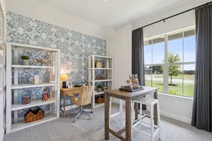 902 Meadow View Dr, Cleburne, TX 76033 - Photo 4