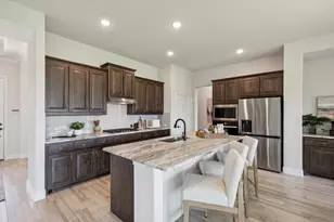 902 Meadow View Dr, Cleburne, TX 76033 - Photo 8