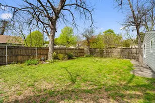 1007 Epenard St, Dallas, TX 75211 - Photo 32