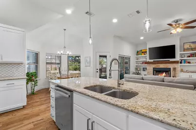 949 Avagail Avenue, Springtown, TX 76082 - Photo 20