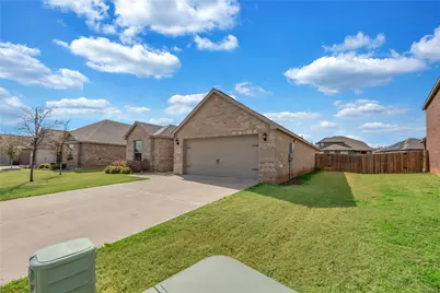 1172 Beaverwood Lane, Crowley, TX 76036 - Photo 28
