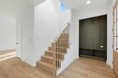 9480 Sandyland Boulevard, Dallas, TX 75217 - Photo 6