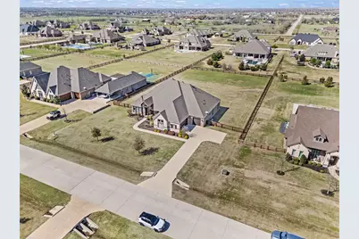 1426 Flanagan Farm Drive, Northlake, TX 76226 - Photo 2