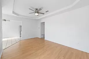 700 Poindexter Ave, Cleburne, TX 76033 - Photo 4