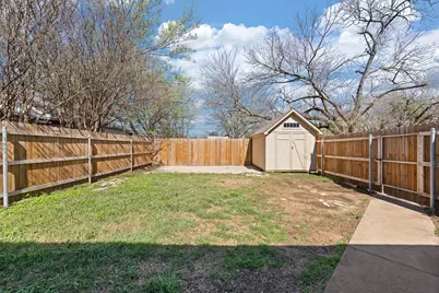 700 Poindexter Avenue, Cleburne, TX 76033 - Photo 18