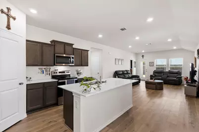 1904 Bailer Way, Royse City, TX 75189 - Photo 12