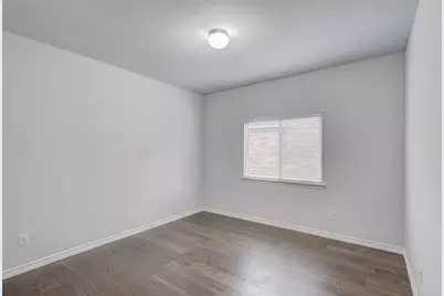 2728 Cameron Bay Drive, Lewisville, TX 75056 - Photo 12