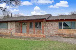 4113 Canyon Trail, Lake Worth, TX 76135 - Photo 4