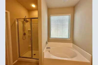 725 Hartsfield, Aubrey, TX 76227 - Photo 6