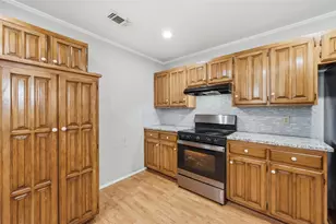 2004 Glen Creek Ct, Arlington, TX 76015 - Photo 4