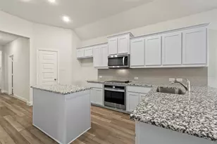 1000 Mason St, Aubrey, TX 76227 - Photo 6