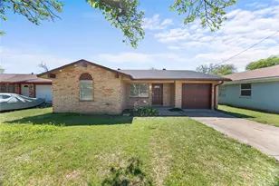 1821 Armstead Ave, Grand Prairie, TX 75051 - Photo 2