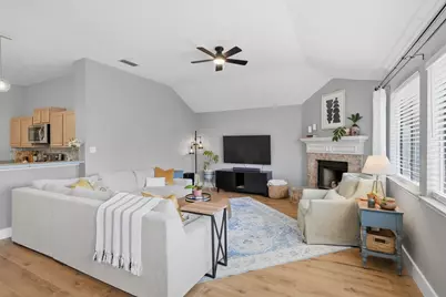 4217 Heritage Way Drive, Fort Worth, TX 76137 - Photo 4