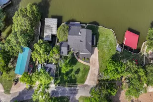 608 Casas Del Norte Ct Ct, Granbury, TX 76049 - Photo 4