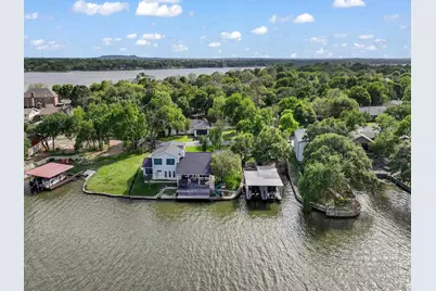 608 Casas Del Norte Ct Court, Granbury, TX 76049 - Photo 1