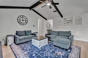 524 NW Ann Lois Ln, Burleson, TX 76028 - Photo 8