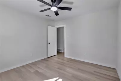 524 NW Ann Lois Lane, Burleson, TX 76028 - Photo 20