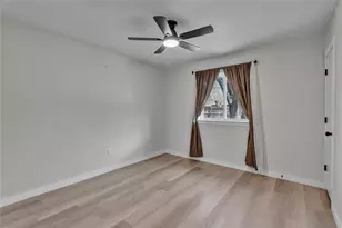 524 NW Ann Lois Ln, Burleson, TX 76028 - Photo 16