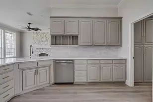 125 Devon Ct, Weatherford, TX 76087 - Photo 14