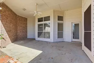 1052 E Seminole Trail, Carrollton, TX 75007 - Photo 30