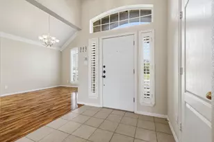 1052 E Seminole Trail, Carrollton, TX 75007 - Photo 2